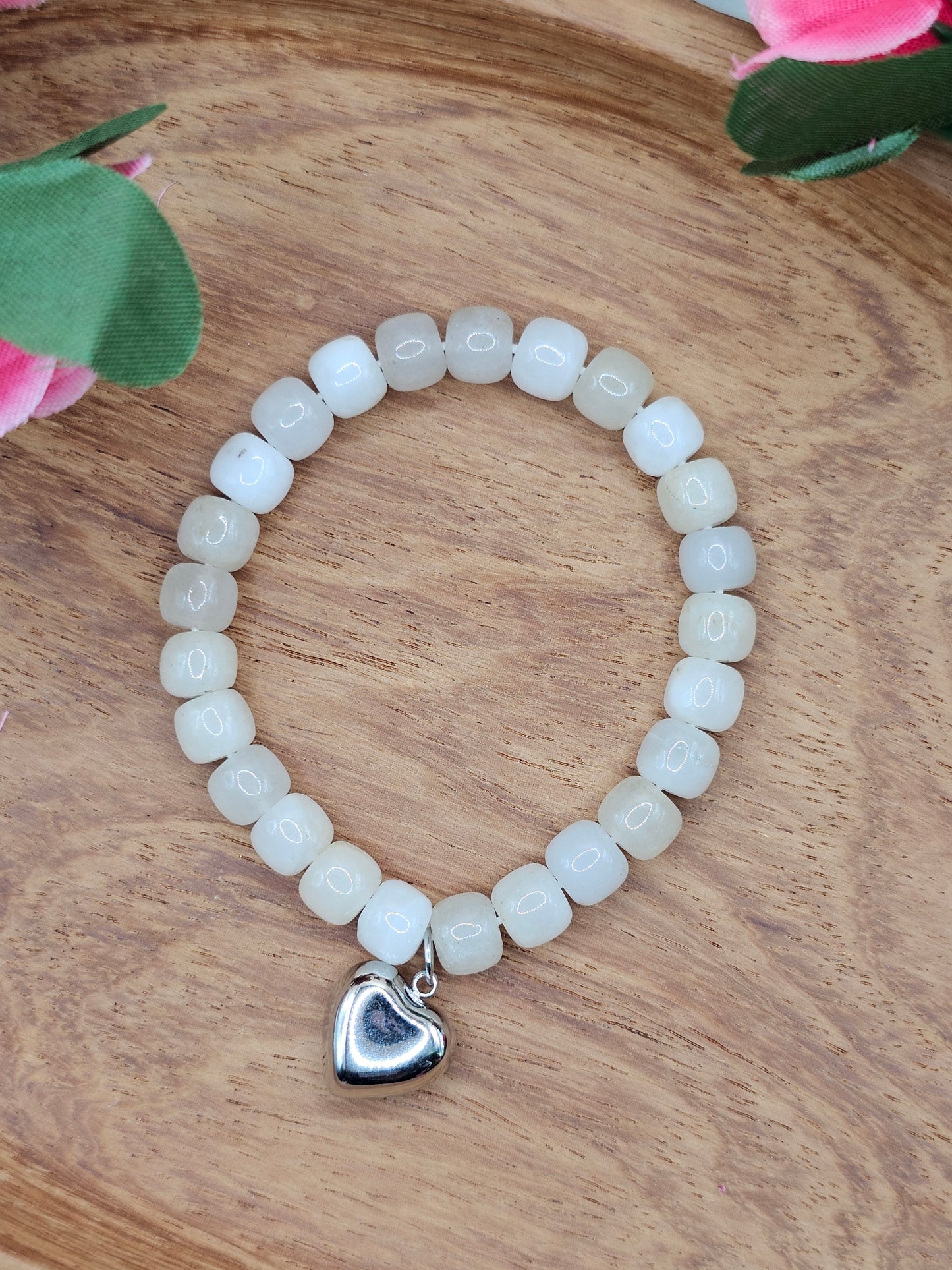 Cœur de Pierre – White Marble & Heart Charm Bracelet