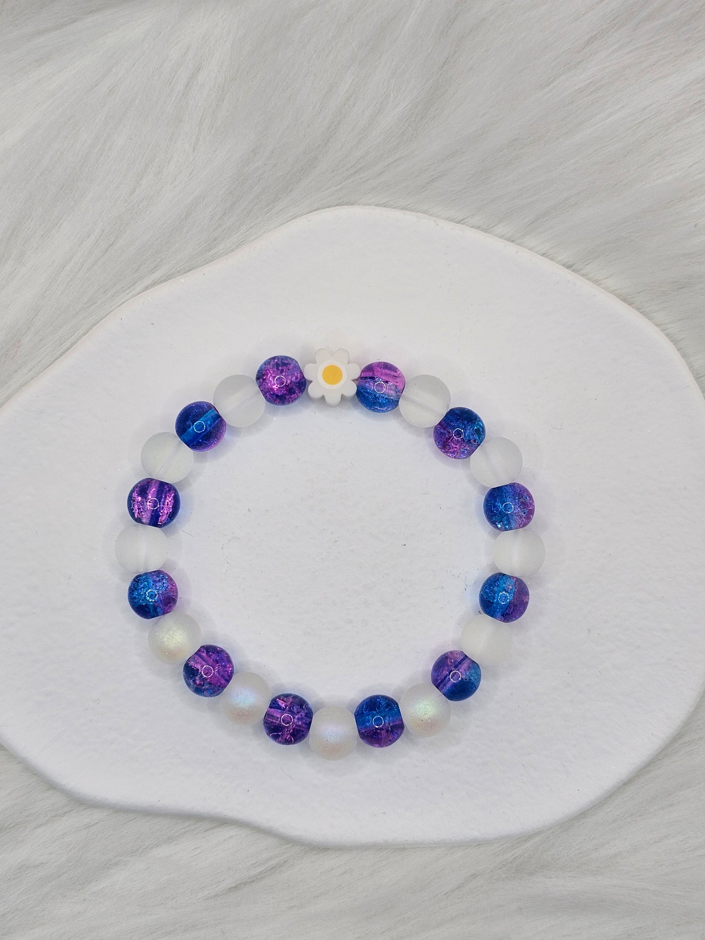Blue Daisy – $10 Bracelet