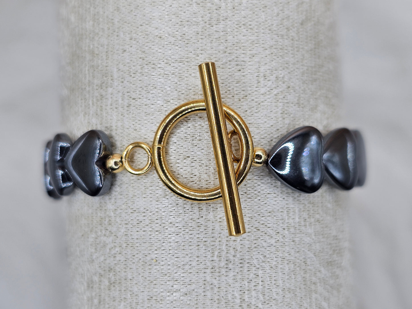 Cœur d’Acier – Hematite Heart Bracelet
