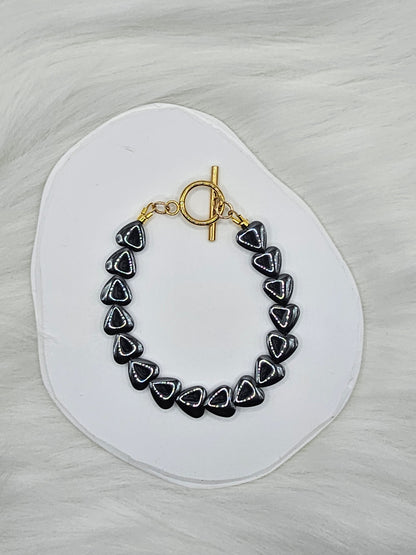 Cœur d’Acier – Hematite Heart Bracelet