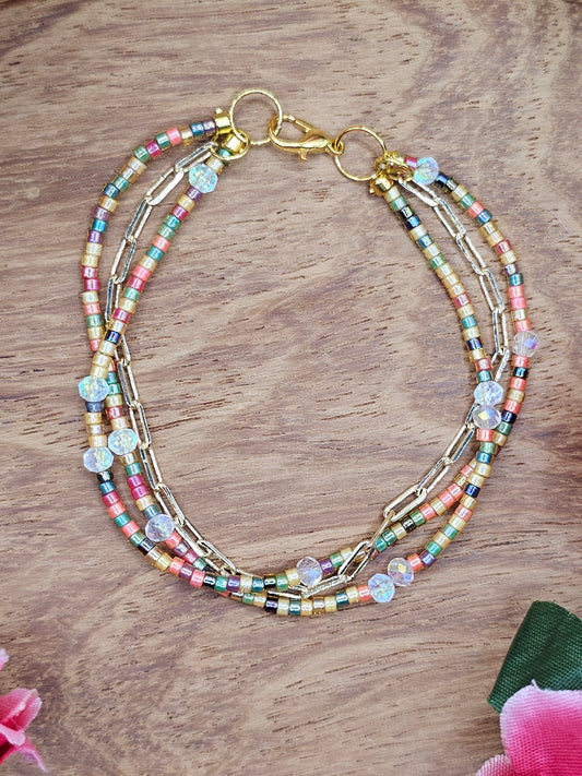 Éclat Bohème – Triple Strand Beaded Bracelet