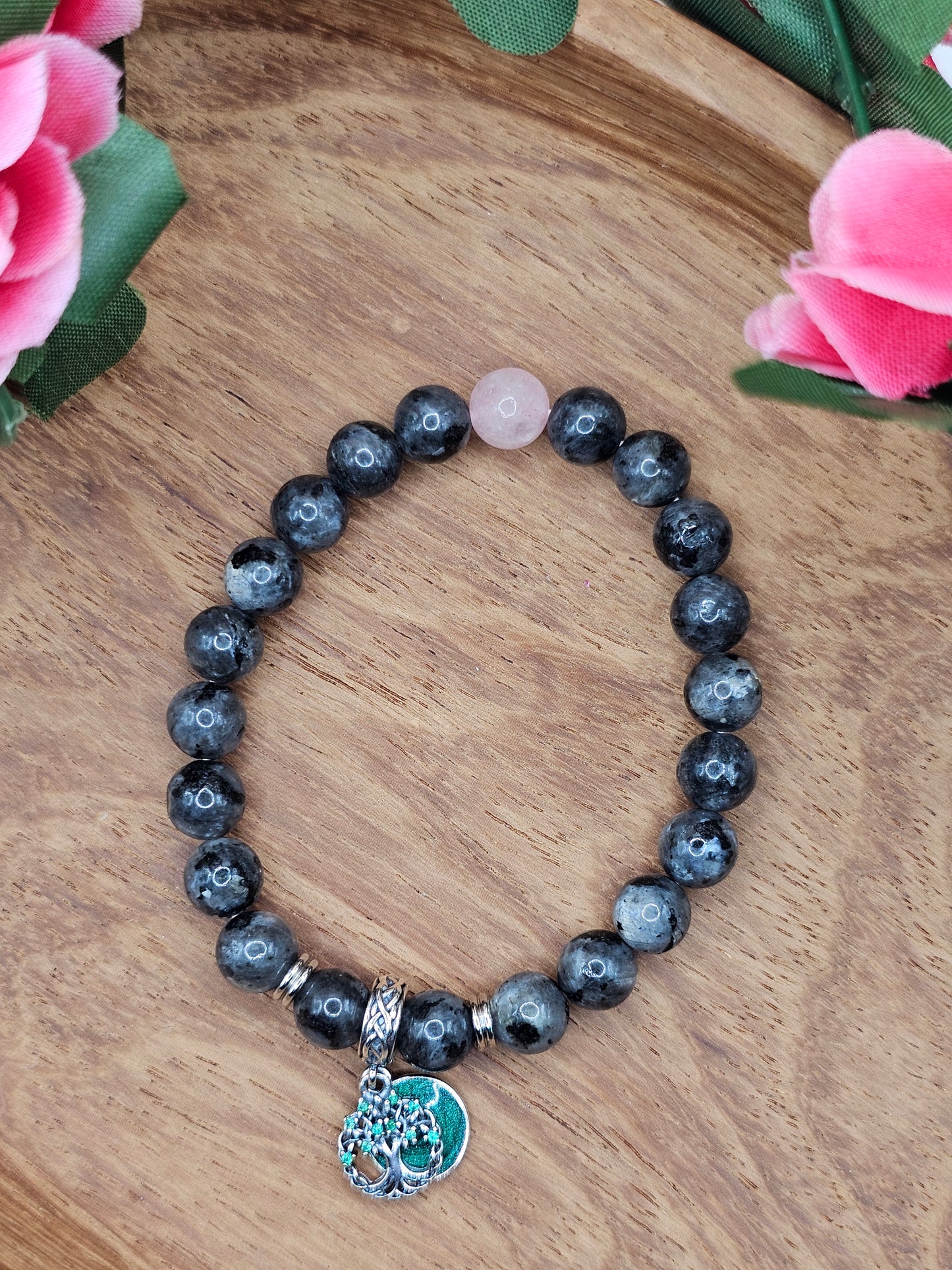 La Forêt Sombre - The Dark Forest Bracelet